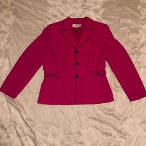 Hot Pink Le Suit Blazer